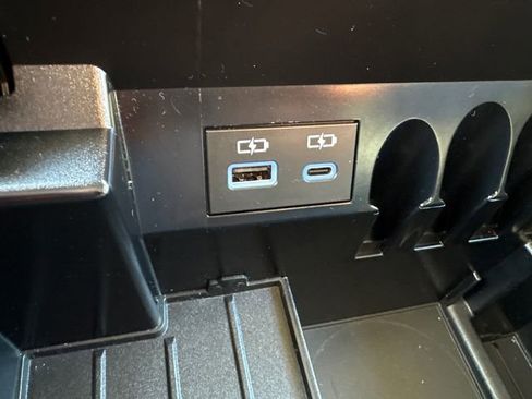 Used 2024 Toyota Tundra SR5 image 34