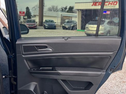 Used 2019 Volkswagen Atlas SE image 16