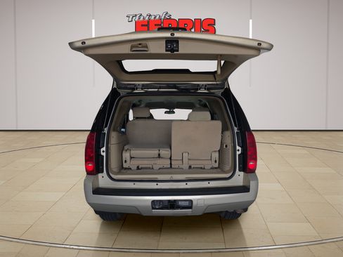 Used 2007 GMC Yukon SLE AWD/4WD image 9