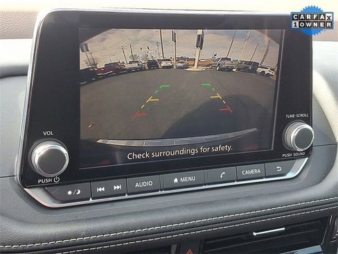 Used 2022 Nissan Rogue SV w/ SV Premium Package image 18