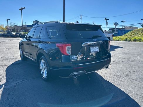 Used 2020 Ford Explorer Limited image 12