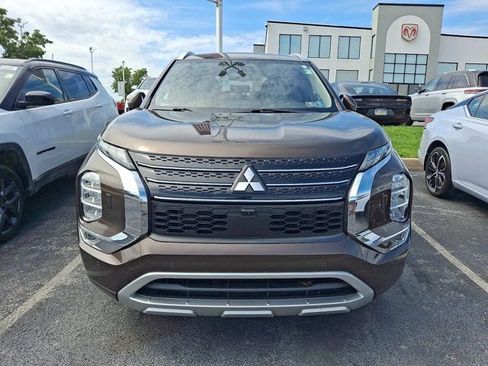 Used 2022 Mitsubishi Outlander SEL AWD/4WD image 2