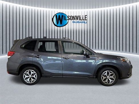 Used 2024 Subaru Forester Premium image 15