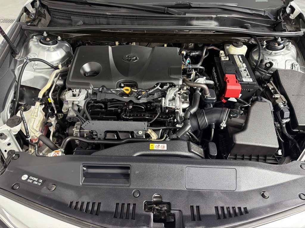 Used 2020 Toyota Camry SE FWD image 25