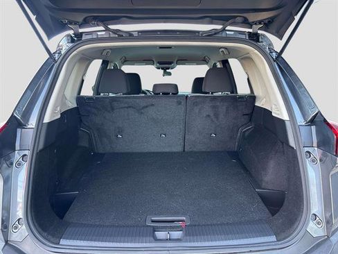 Used 2022 Nissan Rogue SV image 15