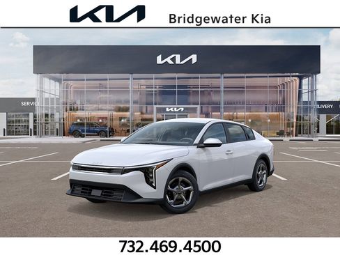 New 2026 Kia K4 LXS FWD image 1