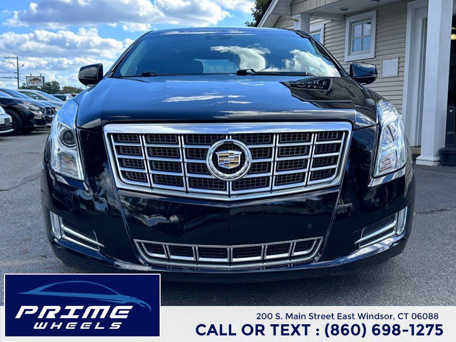 Used 2013 Cadillac XTS Premium AWD/4WD image 2