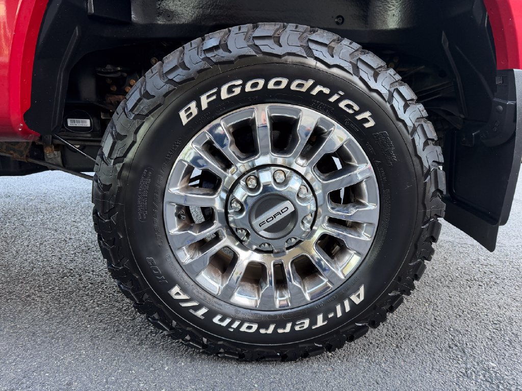 Certified 2020 Ford F250 XLT w/ XLT Premium Package AWD/4WD image 13