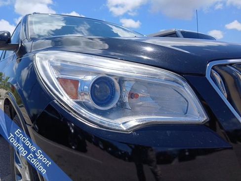 Used 2017 Buick Enclave Leather w/ Enclave Sport Touring Edition FWD image 12