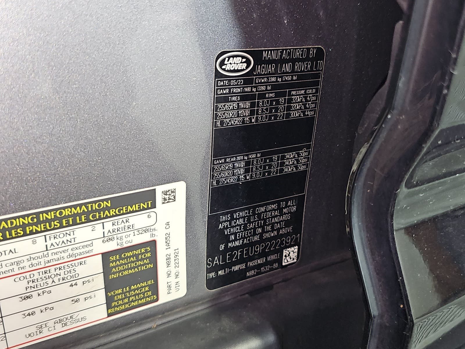 Used 2023 Land Rover Defender 130 X-Dynamic SE AWD/4WD image 30