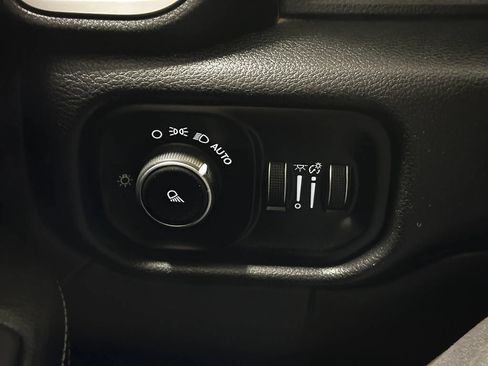 Used 2019 RAM 3500 Big Horn AWD/4WD image 33