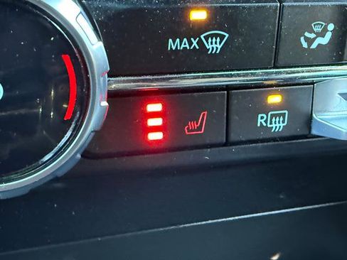 Used 2023 Ford F150 4x4 SuperCrew image 11