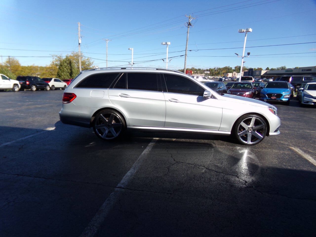 Used 2016 Mercedes-Benz E 350 4MATIC Wagon image 6