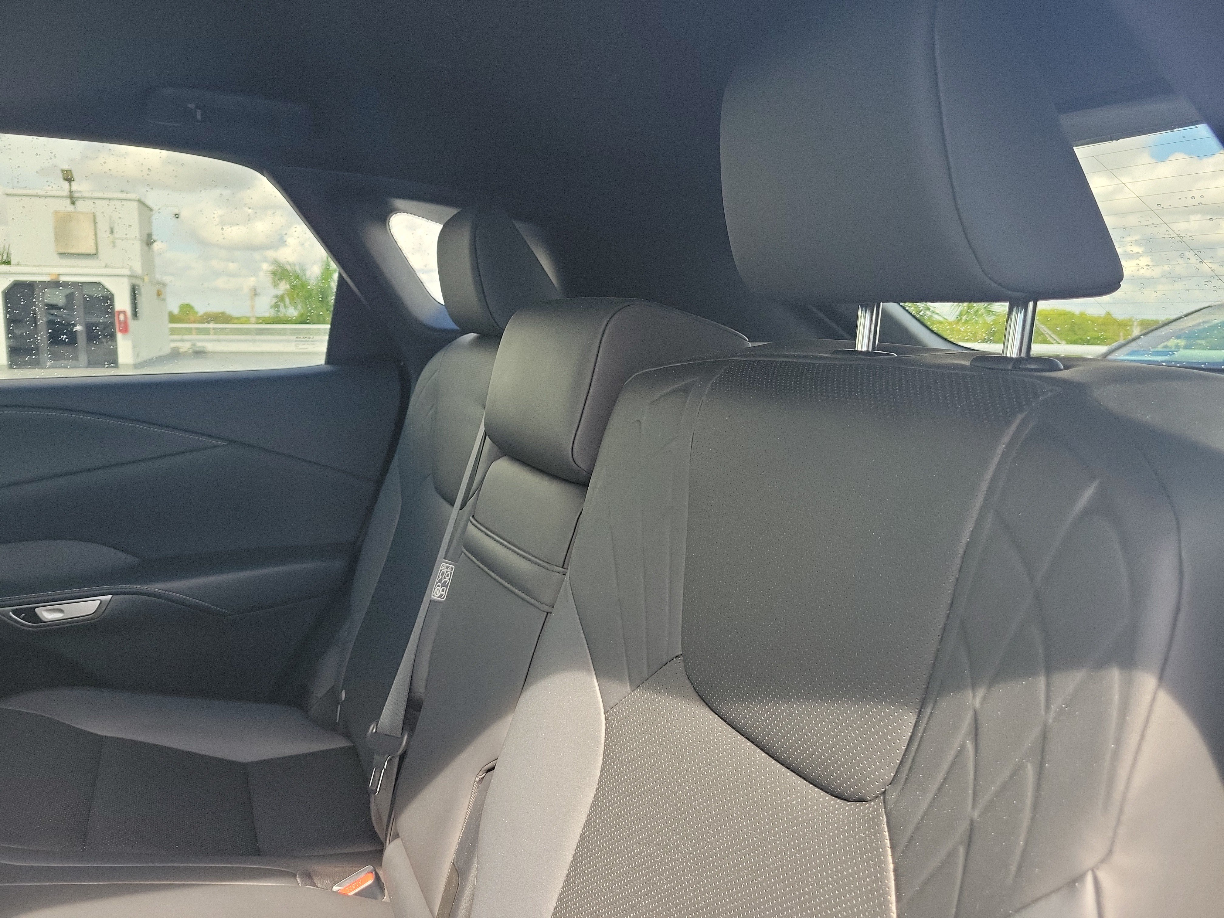 Used 2025 Lexus RX 350 F Sport FWD image 12