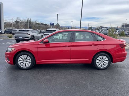 Used 2019 Volkswagen Jetta S w/ Driver Assistance Package image 3