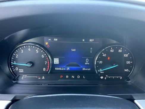 Used 2021 Ford Explorer XLT w/ Equipment Group 202A AWD/4WD image 19