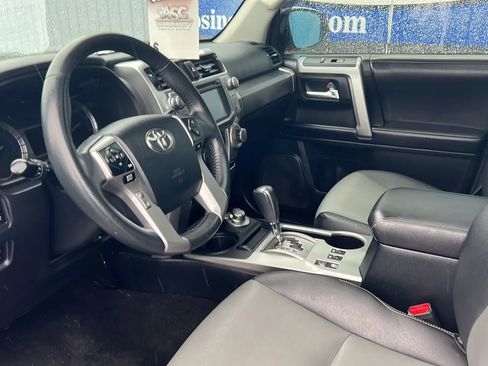 Used 2018 Toyota 4Runner SR5 Premium AWD/4WD image 14