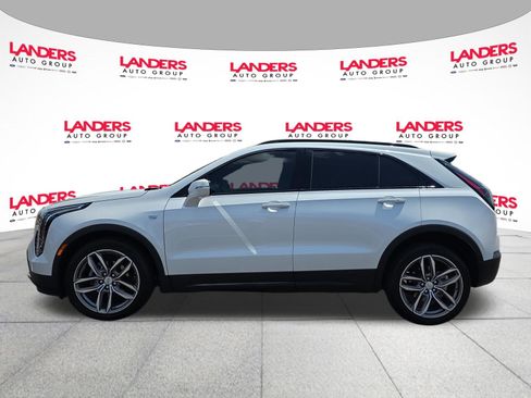 Used 2023 Cadillac XT4 Sport w/ Cold Weather Package FWD image 6