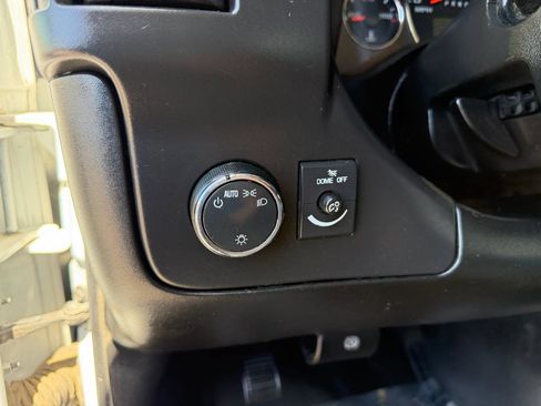 Used 2020 Chevrolet Express 3500 w/ Power Convenience Package RWD image 14