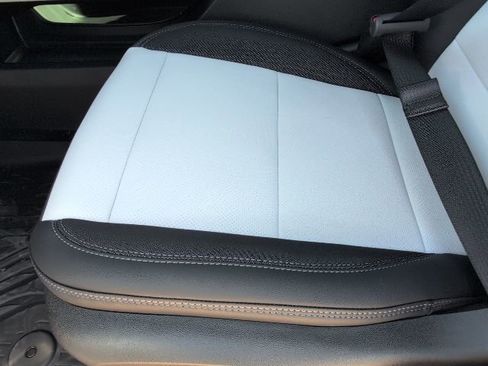 New 2026 Chevrolet Equinox EV LT image 13