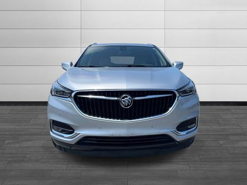 Used 2018 Buick Enclave Premium w/ Experience Buick Package FWD image 8