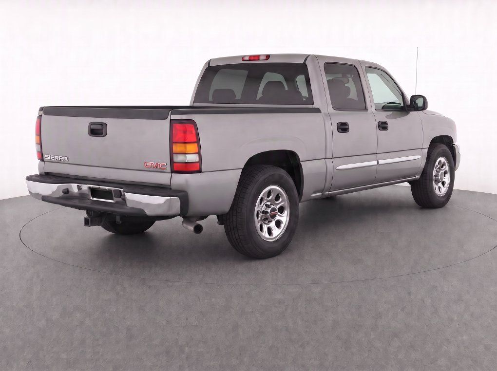 Used 2007 GMC Sierra 1500 SL w/ Chrome Exterior Package RWD image 6