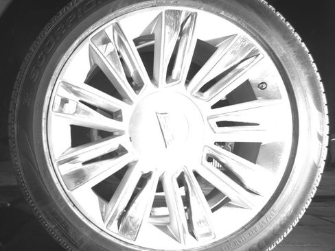 Used 2018 Cadillac Escalade Platinum AWD/4WD image 13