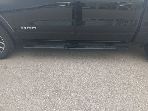 Used 2025 RAM 1500 Laramie w/ Sport Appearance Package AWD/4WD image 14