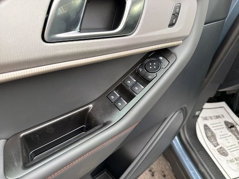 New 2026 Ford Explorer Active w/ Active Comfort Package AWD/4WD image 11