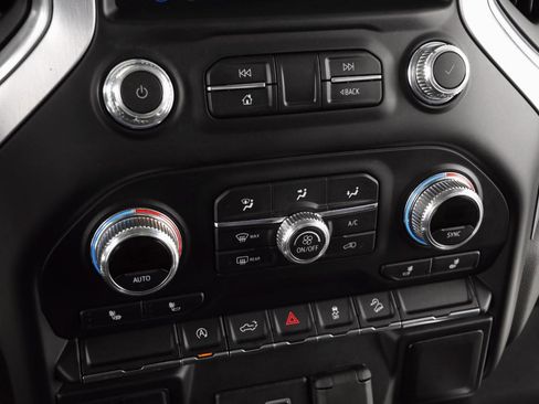 Used 2019 GMC Sierra 1500 Elevation image 18