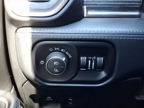 Used 2020 RAM 1500 Limited image 24