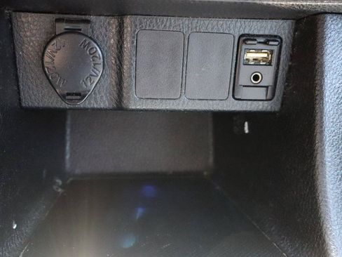 Used 2014 Toyota Corolla LE Premium FWD image 21