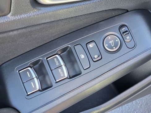 Used 2023 Honda Civic LX image 17