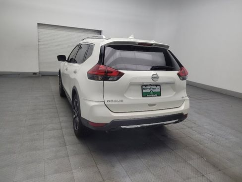 Used 2017 Nissan Rogue SL w/ SL Premium Package FWD image 5