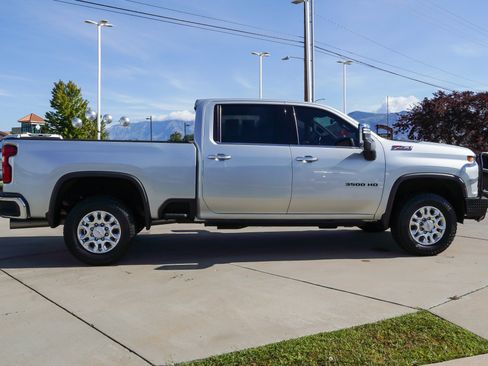 Used 2020 Chevrolet Silverado 3500 LTZ w/ Safety Package AWD/4WD image 9
