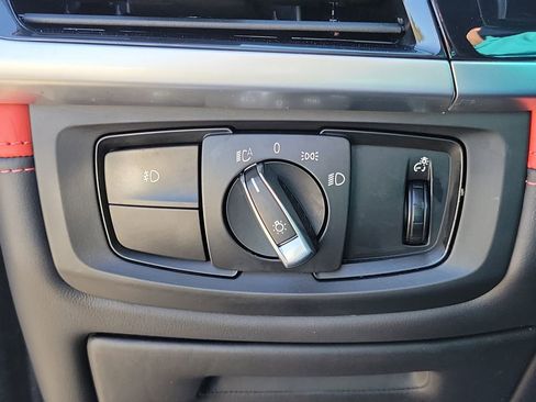 Used 2018 BMW X5 M image 30