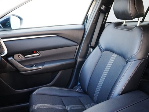 Used 2024 MAZDA CX-50 AWD 2.5 S w/ Preferred Package image 11