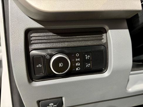 Used 2024 Ford F250 XLT w/ FX4 Off-Road Package AWD/4WD image 29