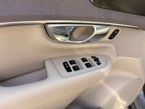 New 2026 Volvo XC90 B6 Ultra w/ Protection Package image 12