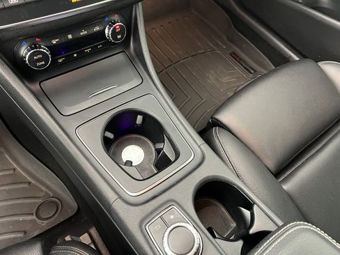 Certified 2017 Mercedes-Benz GLA 250 4MATIC image 31