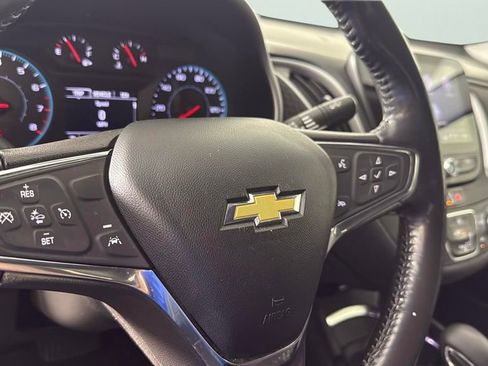 Used 2021 Chevrolet Malibu RS image 23