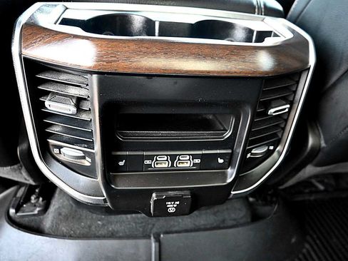 Used 2021 RAM 1500 Laramie AWD/4WD image 13