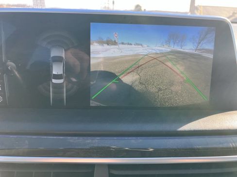 Used 2016 BMW 750i xDrive image 19