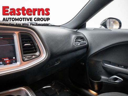 Used 2019 Dodge Challenger R/T Scat Pack image 29