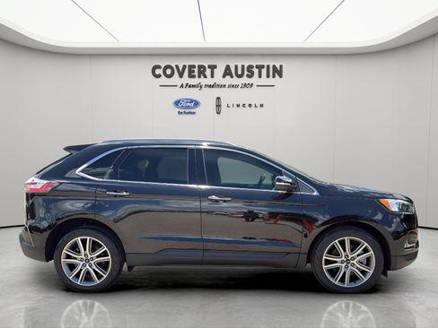 Certified 2023 Ford Edge Titanium AWD/4WD image 7