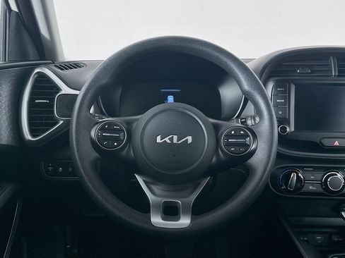 Used 2024 Kia Soul LX w/ Option Group 015 image 18