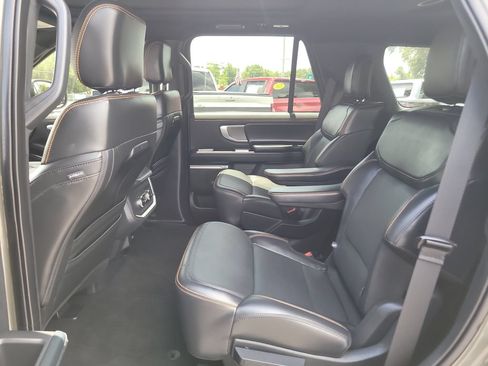 Certified 2025 Ford Expedition Tremor AWD/4WD image 13