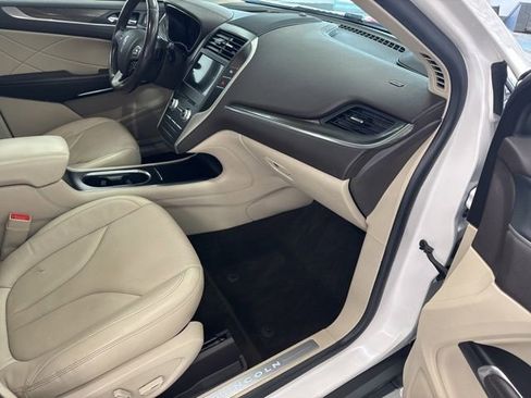 Used 2019 Lincoln MKC Reserve w/ MKC Climate Package image 22