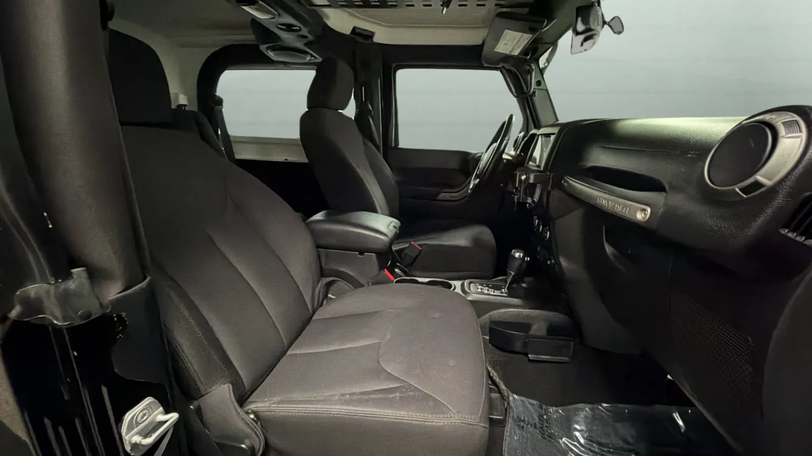 Used 2014 Jeep Wrangler Sport w/ Quick Order Package 24S AWD/4WD image 19