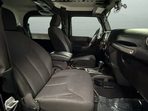Used 2014 Jeep Wrangler Sport w/ Quick Order Package 24S AWD/4WD image 19